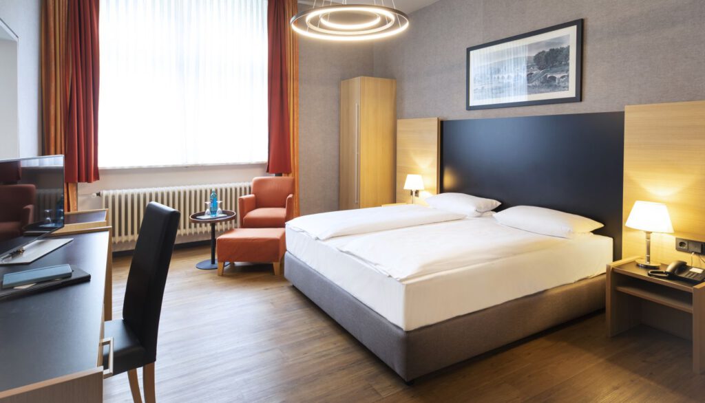 Zimmer Hotel Franziskushoehe Lohr_am_Main Doppelzimmer Standard